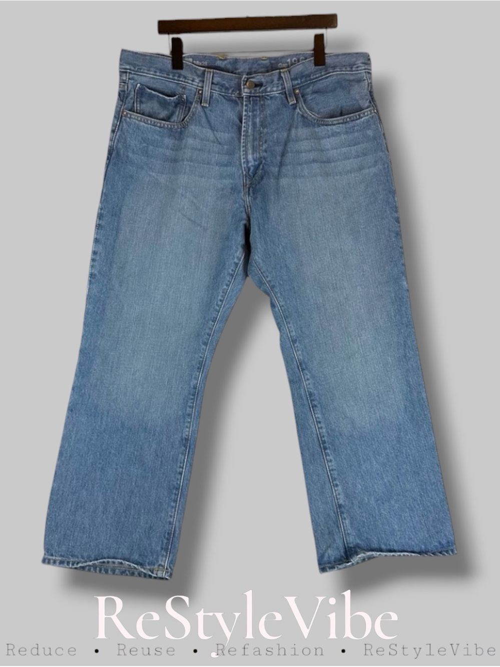 GAP Men’s Size 38x28 Denim Jeans Easy Fit Bootcut Style 100% Cotton